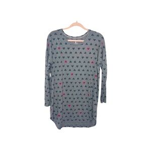 VICTORIA’S SECRET Gray with Pink Hearts Nightshirt M